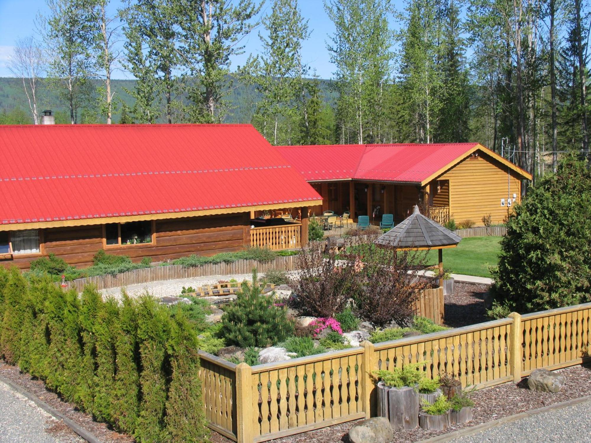 Blue Grouse Country Inn Clearwater Exterior photo